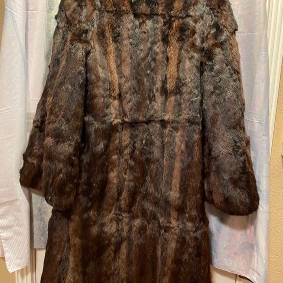 Vintage 1940’s Fur Brown and Black Fur Coat - Picture 9 of 15
